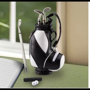 Brookstone Club Pen Set 🧩